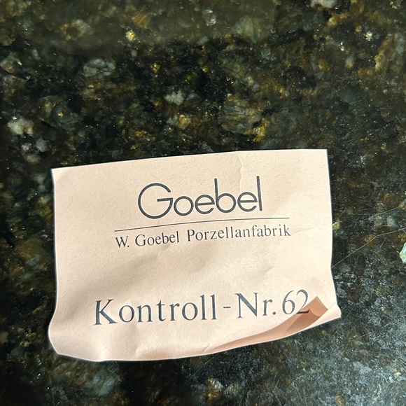 Hummel Goebel Figurine w/ Green Hat and Brown Overalls Grandpa’s Boy #210, 4.25” - Picture 7 of 9